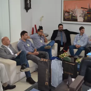 Pautas remuneratórias são principais pontos tratados em reunião com Mauro Filho