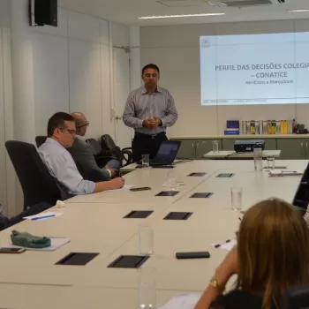 Estudo de jurimetria promovido pela Eset/AUDITECE é apresentado a gestores do CONAT-CE