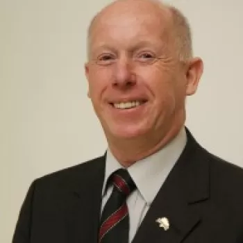 Funcionalismo, o alvo da vez - para reformar Previdência, governo escolhe os culpados pela crise