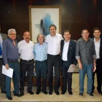 Fazendários reúnem-se com o Governador Camilo Santana e Secretários