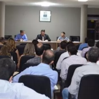 Auditores-Fiscais decidem paralisar nos dias 28/04 e 02 a 05/05/2017